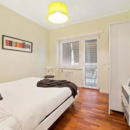 Modern And Bright 2bed Flat 15min From Colosseum * Rom