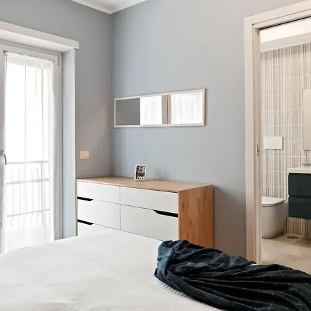 Lejlighed Modern And Bright 2bed Flat 15min From Colosseum