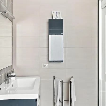 Apartmán Modern And Bright 2bed Flat 15min From Colosseum Řím